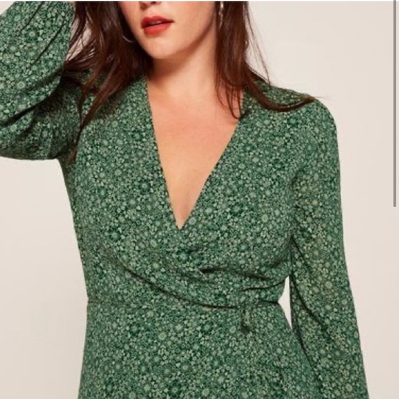 ✨NWT✨ Reformation Luca Dress in Green Verdugo - Picture 3 of 10